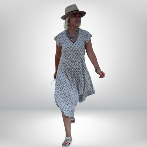 Leonie – Suknelė su V formos iškirpte ir laisvu siluetu