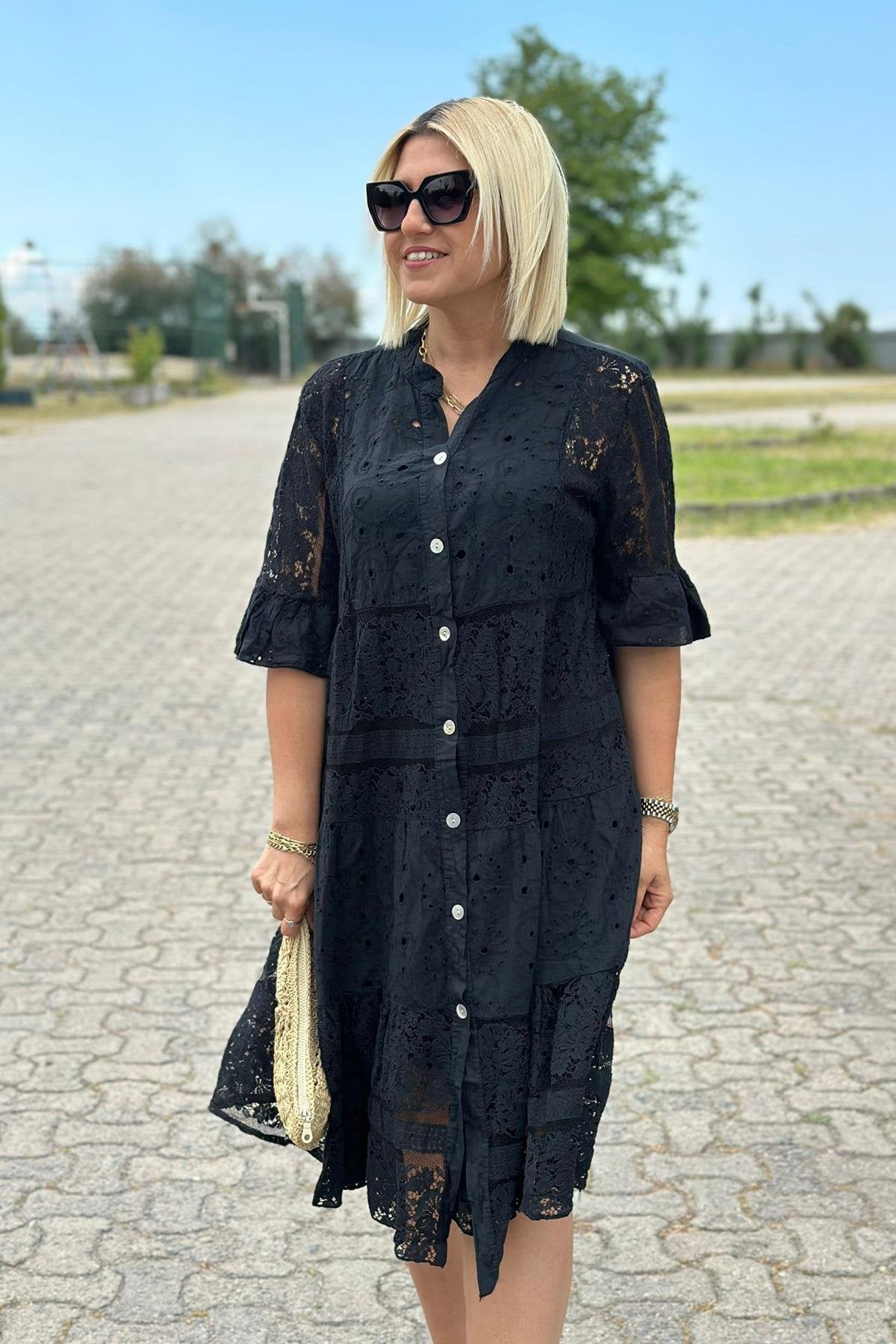 Mirelle – Laiko neturinti suknelė su rafinuotais akcentais